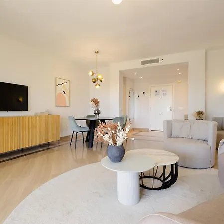 With Direct Beach Access, In Hacienda Playa, Elviria Apartment *